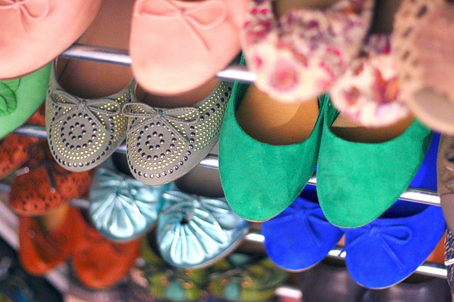 Zapatos ante mujer- vista de zapatos de varios colores