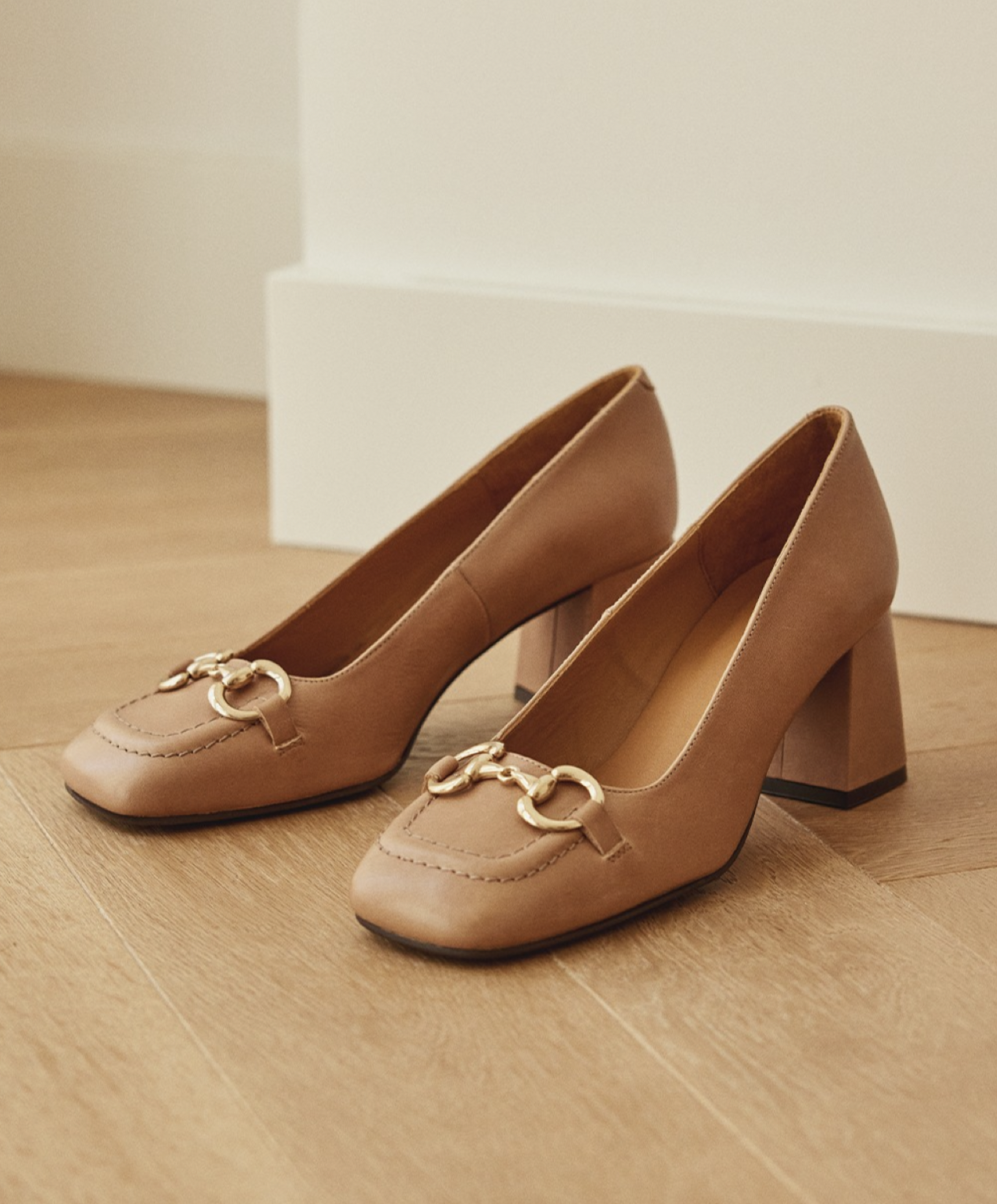 Lucía y Complementos – Comprar Zapatos de Mujer Online